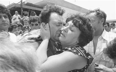 Entebbe in person: A new oral history challenges .
